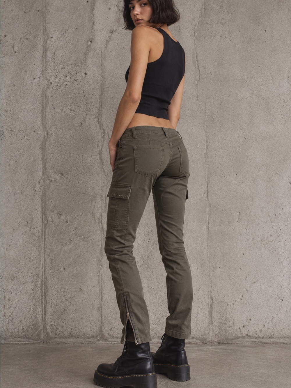Dollhouse Y2K Military Cargo Pants Juniors Size 3 27” Low Rise Zip Hem Grunge